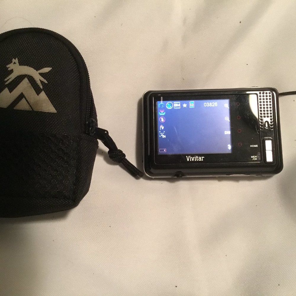 Spirit Mountain Casino Swag VIVITAR VIVICAM 8025